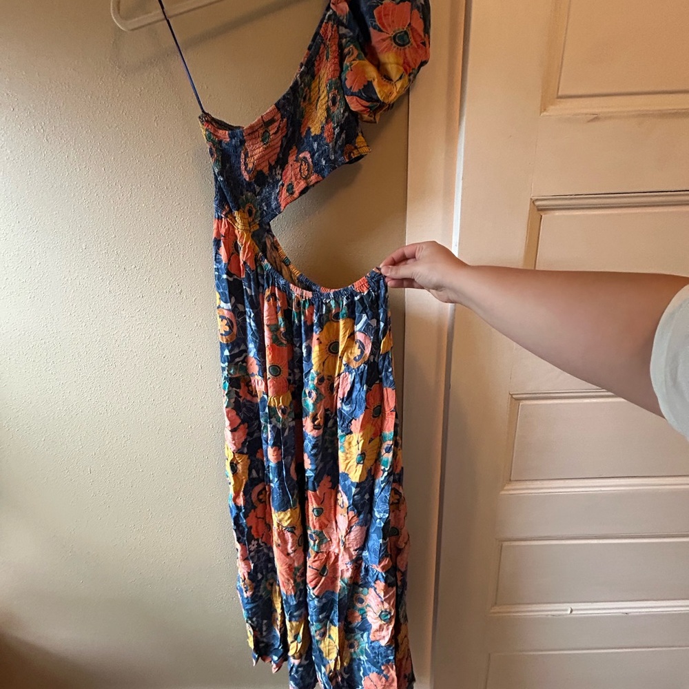 Floral One-Shoulder Maxi Dress